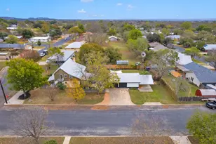 611 W Burbank St, Fredericksburg, TX 78624 - Photo 71