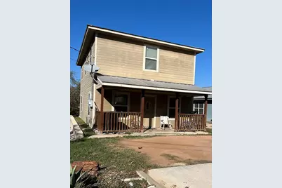 306 W Park St, Fredericksburg, TX 78624 - Photo 1