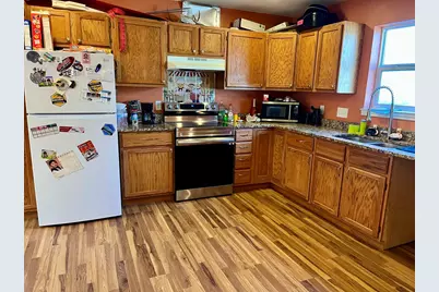 306 W Park St, Fredericksburg, TX 78624 - Photo 5