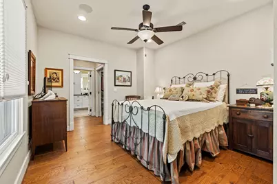 923 Hawthorn Ln, Fredericksburg, TX 78624 - Photo 11