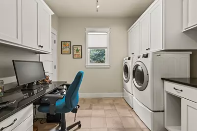 923 Hawthorn Ln, Fredericksburg, TX 78624 - Photo 21