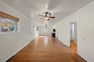 401 E Morse St, Fredericksburg, TX 78624 - Photo 3