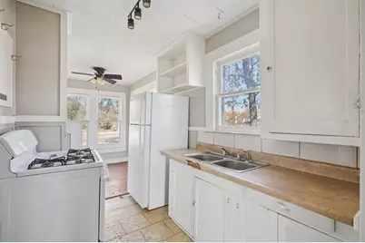 145 Francisco Lemos, Kerrville, TX 78028 - Photo 11