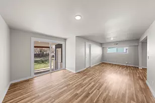 309 W College St, Fredericksburg, TX 78624 - Photo 11