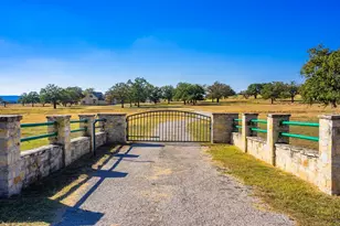 250 Morris-Tivydale Rd, Fredericksburg, TX 78624 - Photo 3