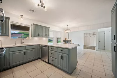 216 Edgewood Dr, Fredericksburg, TX 78624 - Photo 7