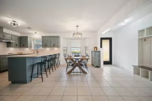 216 Edgewood Dr, Fredericksburg, TX 78624 - Photo 9