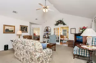 1702 Cherrywood Dr, Fredericksburg, TX 78624 - Photo 7