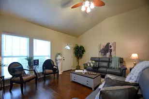 109 Coronado Dr, Kerrville, TX 78028 - Photo 7