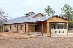 601 Whitney, Fredericksburg, TX 78624 - Photo 11