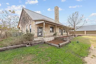 256 Royalview Dr, Fredericksburg, TX 78624 - Photo 49