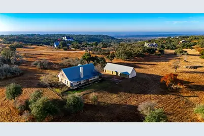 256 Royalview Dr, Fredericksburg, TX 78624 - Photo 41