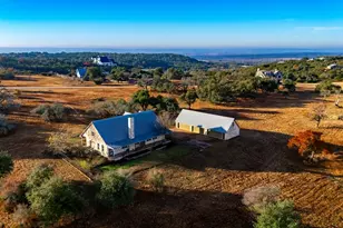 256 Royalview Dr, Fredericksburg, TX 78624 - Photo 41