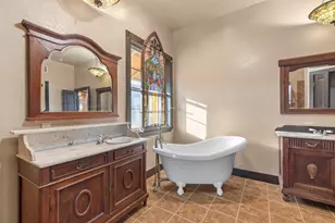 256 Royalview Dr, Fredericksburg, TX 78624 - Photo 19