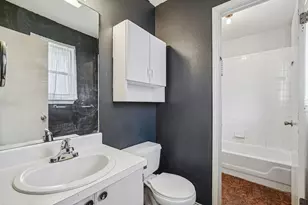 1601 Newton St, Kerrville, TX 78028 - Photo 13