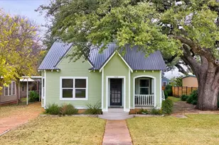 1408 W Dry, San Saba, TX 76877 - Photo 1