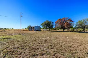 566 Rocky Rd, Hye, TX 78635 - Photo 19