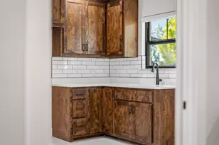 2404 W Commerce St, San Saba, TX 76869 - Photo 11