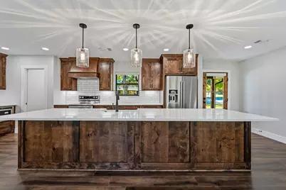 2404 W Commerce St, San Saba, TX 76869 - Photo 5