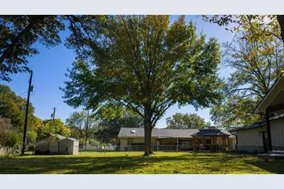 2404 W Commerce St, San Saba, TX 76869 - Photo 37