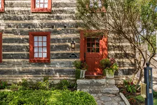 104 E Austin St, Fredericksburg, TX 78624 - Photo 15