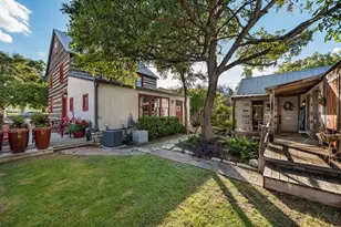 104 E Austin St, Fredericksburg, TX 78624 - Photo 47