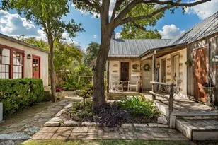 104 E Austin St, Fredericksburg, TX 78624 - Photo 11