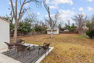 328 W Morse St, Fredericksburg, TX 78624 - Photo 27