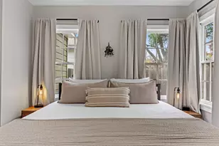 210 N Acorn St, Fredericksburg, TX 78624 - Photo 15