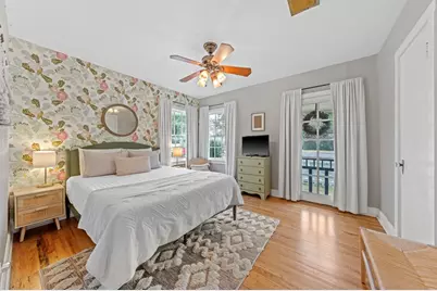 210 N Acorn St, Fredericksburg, TX 78624 - Photo 13