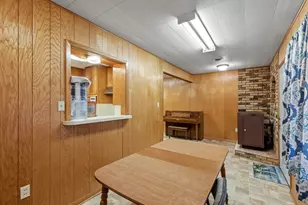 303 Walnut St, Fredericksburg, TX 78624 - Photo 7