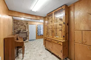 303 Walnut St, Fredericksburg, TX 78624 - Photo 13