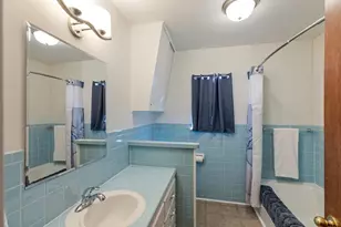 303 Walnut St, Fredericksburg, TX 78624 - Photo 23