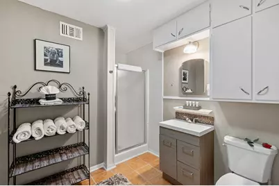 812 W Austin St, Fredericksburg, TX 78624 - Photo 17