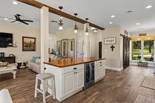 888 Big Bend Ln, Fredericksburg, TX 78624 - Photo 15