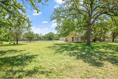 1007 N Llano St, Fredericksburg, TX 78624 - Photo 1