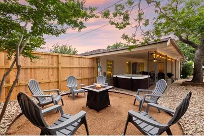 803 Poplar, Fredericksburg, TX 78624 - Photo 33