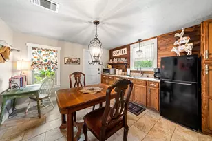 803 Poplar, Fredericksburg, TX 78624 - Photo 33