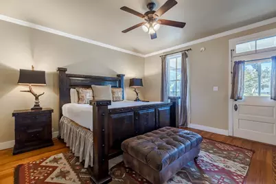 514 W Austin St, Fredericksburg, TX 78624 - Photo 23