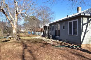 806 N Crockett St, Fredericksburg, TX 78624 - Photo 11