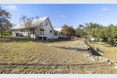 783 Country Creek Lane, Fredericksburg, TX 78624 - Photo 9