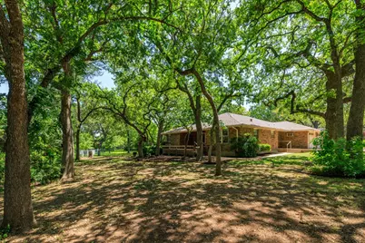 126 Tanglewood Dr, Fredericksburg, TX 78624 - Photo 11