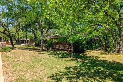 126 Tanglewood Dr, Fredericksburg, TX 78624 - Photo 31