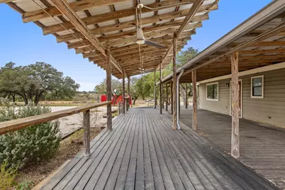 214 Edmonds Ave, Johnson City, TX 78606 - Photo 11