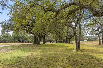 214 Edmonds Ave, Johnson City, TX 78606 - Photo 27