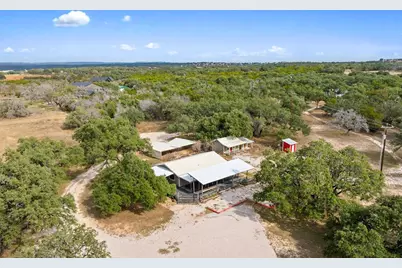 214 Edmonds Ave, Johnson City, TX 78606 - Photo 1