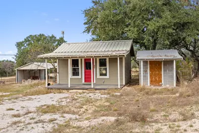 214 Edmonds Ave, Johnson City, TX 78606 - Photo 9