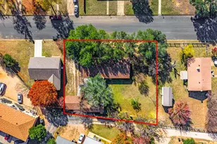 106 Seamoor, Fredericksburg, TX 78624 - Photo 3