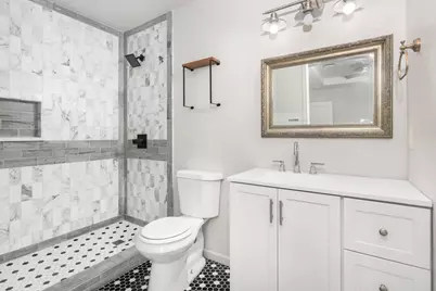 211 Green Oaks Loop, Fredericksburg, TX 78624 - Photo 11