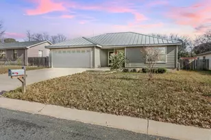 211 Green Oaks Loop, Fredericksburg, TX 78624 - Photo 1